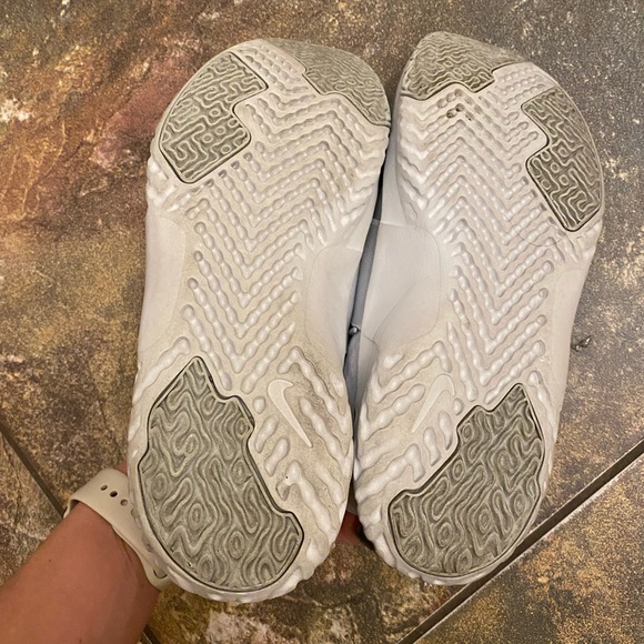 Women’s Nike in-season training 9 shoes - Picture 3 of 4